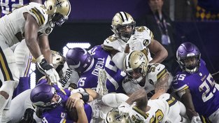 Vikingové vyplenili New Orleans a míří do dalšího kola